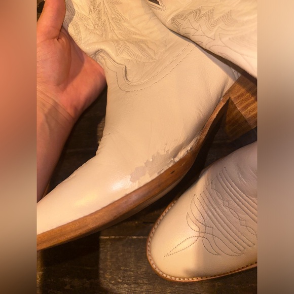 Azulado White Leather Western Boots - Picture 5 of 7